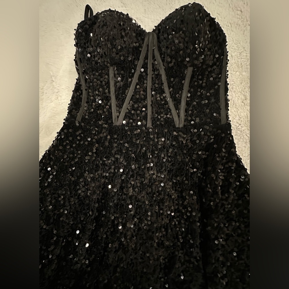 Witness of Love Black Sequin Strapless Dress Size 4 - Picture 3 of 10